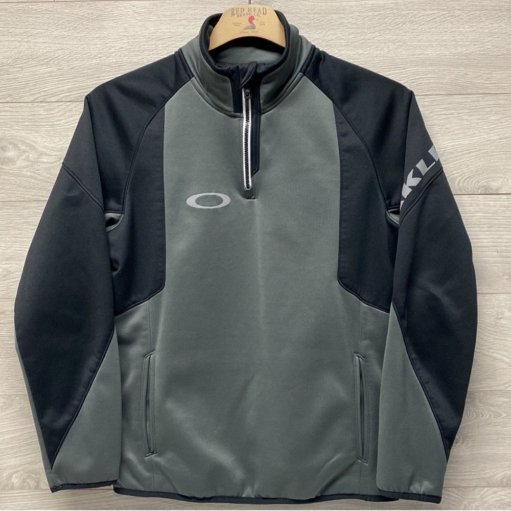 Oakley Long Sleeve 1/4 Zip Sweater